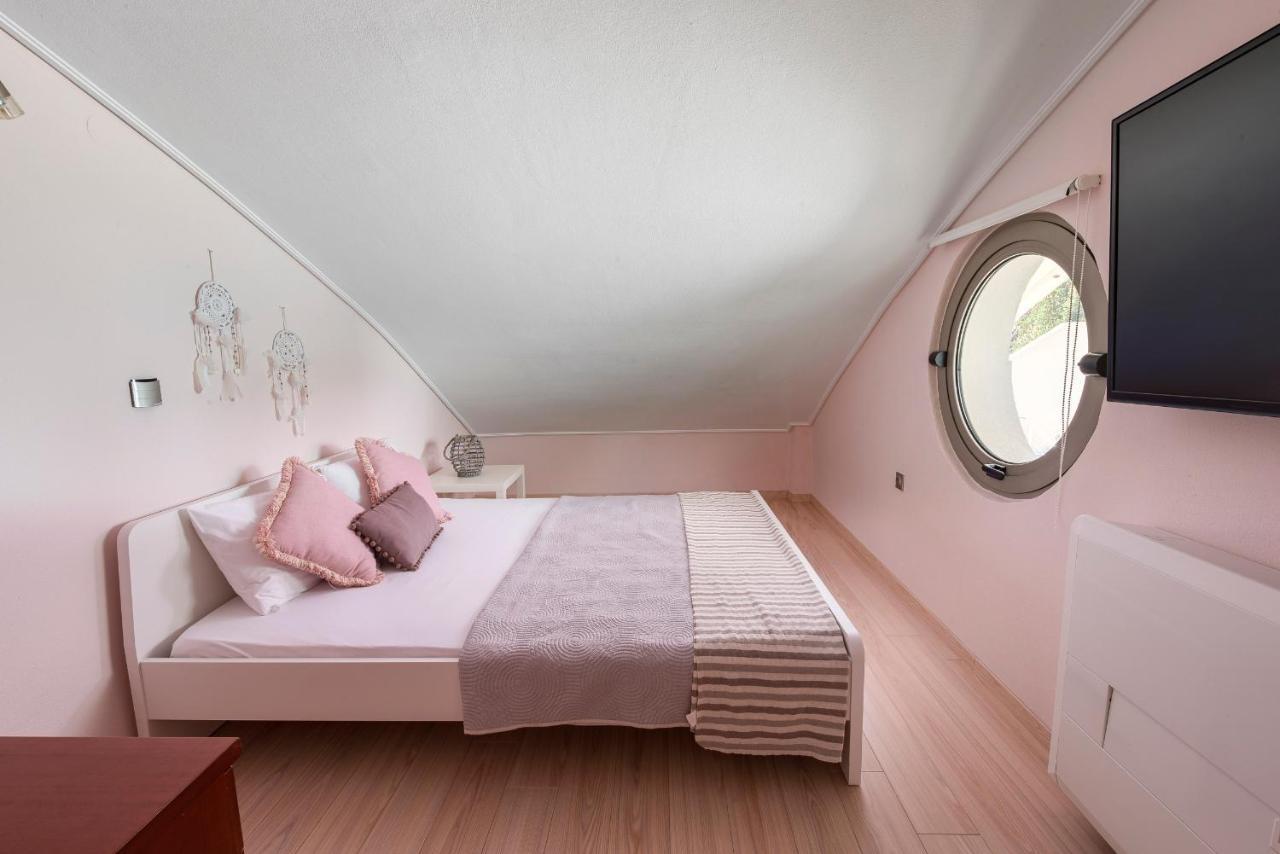 Studio Evian PalaiónTsiflíkion エクステリア 写真